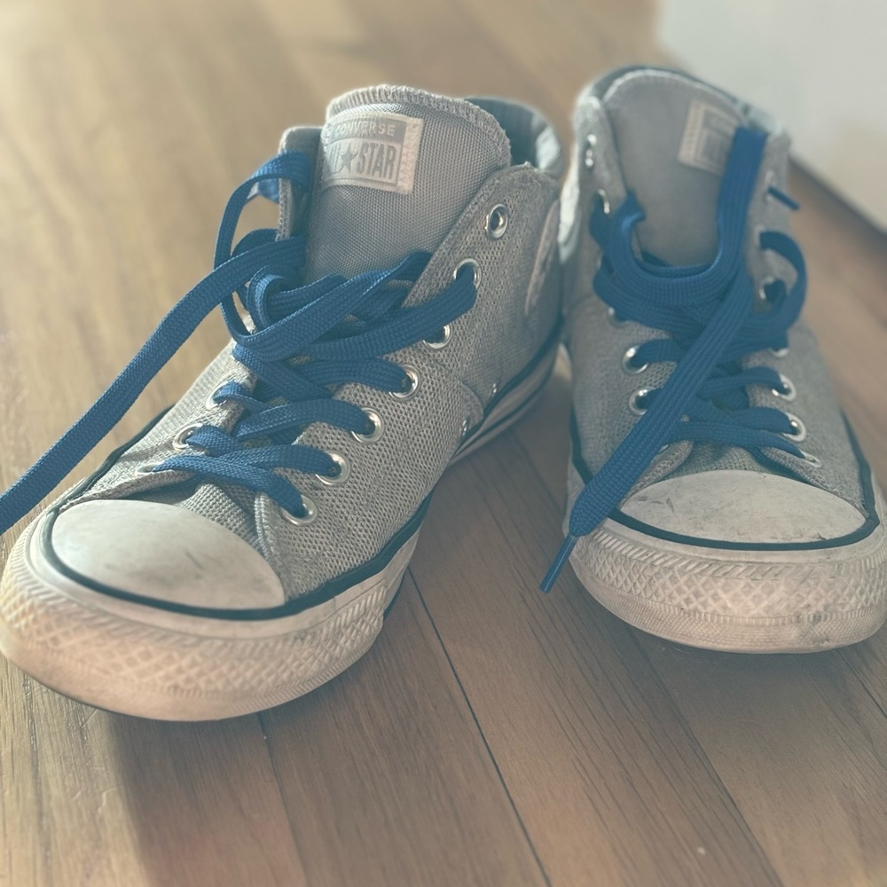 Mid-top Converse